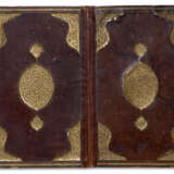 A GROUP OF LEATHER BOOK BINDINGS - Foto 19