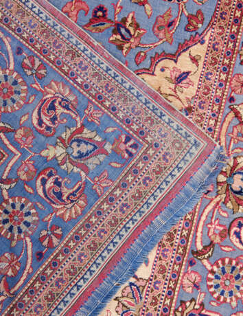 A SILK SOUF KASHAN RUG - photo 5