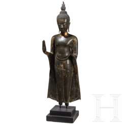 Große Bronze des stehenden Buddha, Thailand, 18./19. Jhdt.