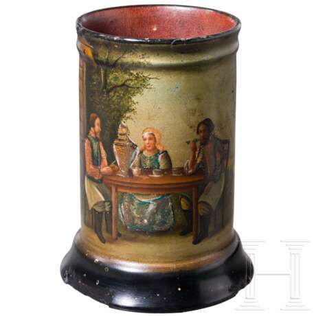 Lackbehältnis für Kaminzündhölzer "Bauern beim Teetrinken", Russland, Ostaschkowo, Werkstatt Osip F. Wischnjakow mit Söhnen, 1882 - 1885 - фото 1
