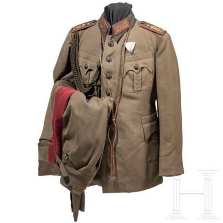 Feldgraue Uniform für einen General, Zweiter Weltkrieg - Foto 1