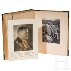 Hermann Göring - Erinnerungs-Fotoalbum mit 64 Aufnahmen "Auf der Jagd" sowie Widmung des Oberstjägermeisters Ulrich Scherping