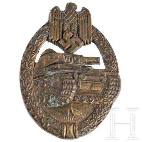 Panzerkampfabzeichen in Bronze, EWE-Fertigung - Foto 1