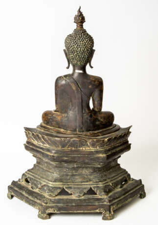 SEHR GROSSE FIGUR DES BUDDHA MARAVIJAYA - photo 4