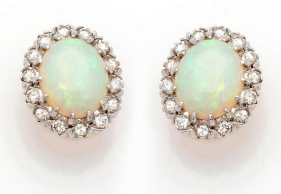 Paar elegante Opal-Diamantohrclips - фото 1
