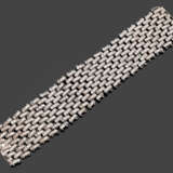 Elegantes Manchette-Armband mit reichem Diamantbesatz - Foto 1