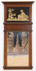 Spiegel, 19. Jh., Mahagoni, oberer Teil mit goldfarbenem Relief, Zierleisten, ges. 140x68x8 cm