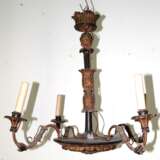 Deckenlampe, um 1820, Holz, geschnitzt und gefaßt, 4-flammig, elektrifiziert, H. ca. 62 cm, Dm. ca. 70 cm - photo 1