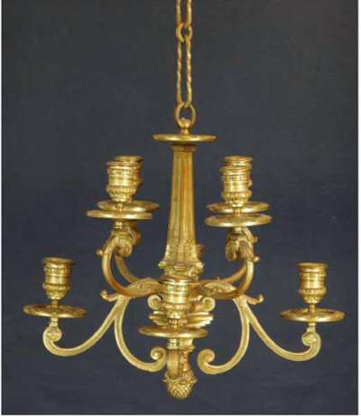 Deckenlampe, Messing, 2. Hälfte 19. Jh., 8-flammig, Leuchterarme auf 2 Ebenen, war mal elektrifiziert, H. 33 cm, Dm. 36 cm - Foto 1