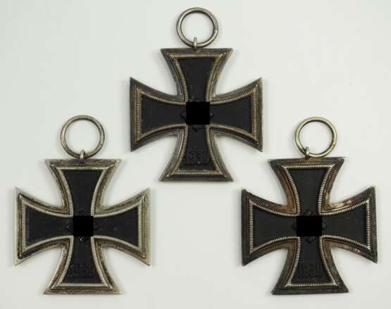 Eisernes Kreuz, 1939, 2. Klasse - 3 Exemplare. - Foto 1