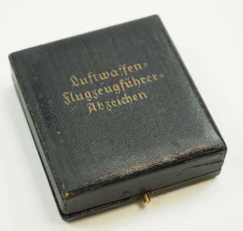 Flugzeugführer Abzeichen Etui. - фото 2