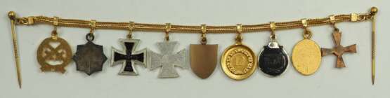 1957: Große Miniaturenkette eines Trägers des Deutschen Kreuz in Gold und der Ehrenblattspange des Heeres. - фото 3