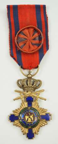 Rumänien: Orden des Sterns von Rumänien, 1. Modell (1864-1932), Offizierskreuz, mit Schwertern am Ring. - Foto 1