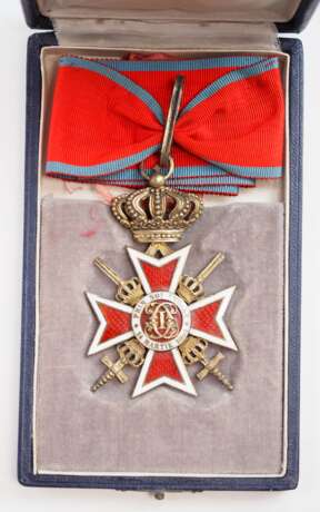 Rumänien: Orden der Krone von Rumänien, 2. Modell (1932 - 1947), Komturkreuz, mit Schwertern, im Etui. - Foto 3