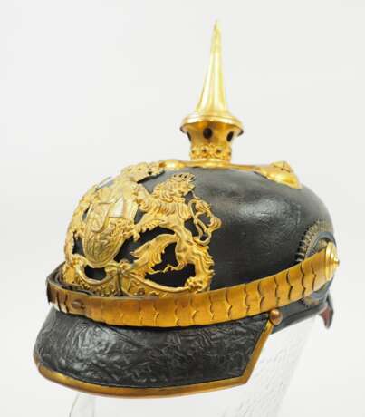 Bayern: Pickelhaube für Offiziere der Infanterie. - фото 1