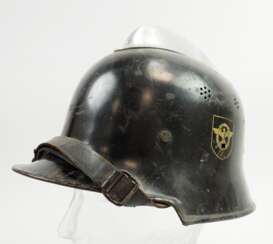 Feuerlöschpolizei: Schutzhelm.