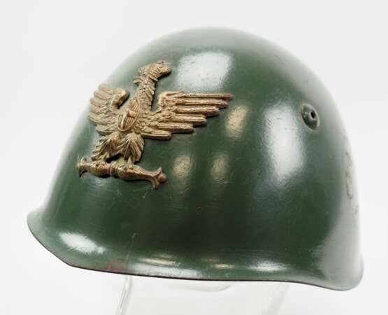 Italien: Stahlhelm M33 für einen Brigadegeneral des Heeres. - photo 1