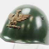 Italien: Stahlhelm M33 für einen Brigadegeneral des Heeres. - photo 1