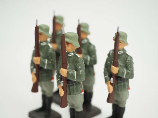 Lineol: Wehrmacht Wachsoldaten - 5 Exemplare. - photo 2