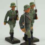 Lineol: Marschierende Wehrmacht Soldaten - 3 Exemplare. - photo 1
