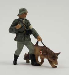 Lineol: Wehrmacht Sanitäter mit Hund.