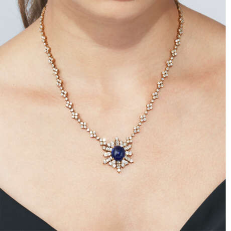 SAPPHIRE AND DIAMOND PENDENT NECKLACE - фото 5