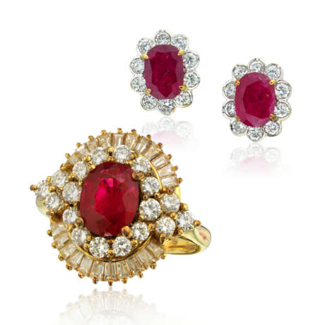 NO RESERVE - RUBY AND DIAMOND EARRINGS AND RING - photo 1