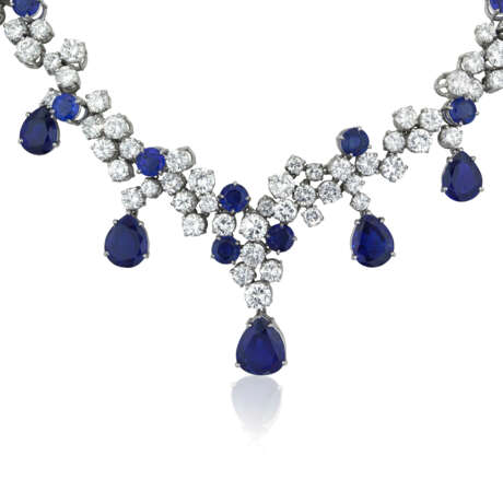 NO RESERVE - SAPPHIRE AND DIAMOND NECKLACE - фото 4