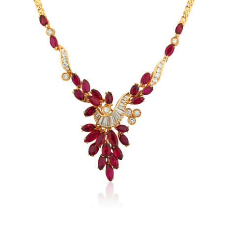 NO RESERVE - SET OF RUBY AND DIAMOND JEWELLERY - фото 3