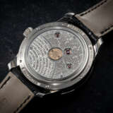 GREUBEL FORSEY, BALANCIER CONTEMPORAIN, A RARE AND REFINED LIMITED EDITON WHITE GOLD MANUAL-WINDING WRISTWATCH - photo 2