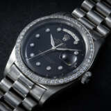 ROLEX, DAY-DATE REF. 6612B, AN EXTREMELY RARE AND ATTRACTIVE PLATINUM AND DIAMOND-SET WRISTWATCH - фото 1