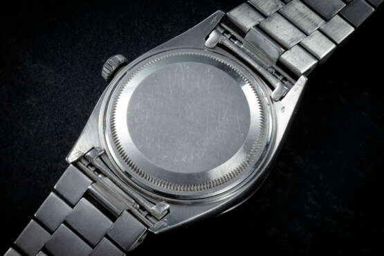 ROLEX, DAY-DATE REF. 6612B, AN EXTREMELY RARE AND ATTRACTIVE PLATINUM AND DIAMOND-SET WRISTWATCH - фото 2