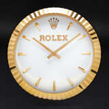 INDUCTA FOR ROLEX, A LARGE AND ATTRACTIVE GILT WALL CLOCK - фото 1