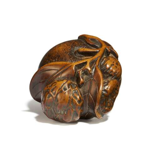 Netsuke: Mandarinen an einem Blätterzweig - photo 1