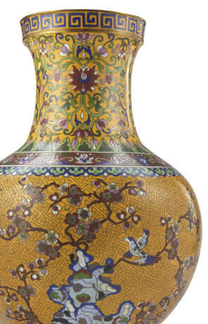 A large enamel cloisonné vase with floral and bird decoration - Foto 4