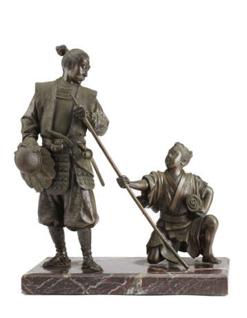 A bronze group of two warriors - photo 1