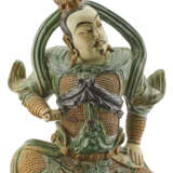 A Sancai glazed cermic figure of a Guandi - фото 4