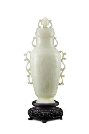 A serpentine vase and cover with delicate incisions of flowers, with attached wood base - фото 1