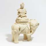 Bodhisattva Samanthabadra auf Lotosthron einen Elefanten reitend - фото 1