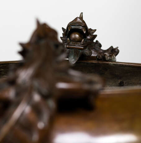 Sehr seltener kaiserlicher Weihrauchbrenner mit Drachen-Handhaben - photo 2