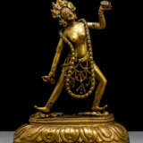 Feuervergoldete Bronze der Sarvabuddhadakini - photo 1