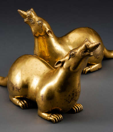 Paar seltene Mungo aus feuervergoldeter Bronze - Foto 2