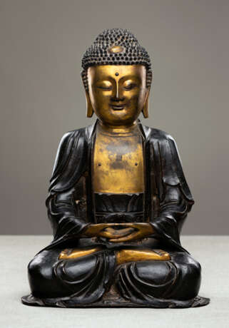 Partiell feuervergoldete Bronze des Buddha Shakyamuni im Meditationssitz - Foto 1