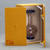 Feine und seltene Vase aus transparentem Pekingglas, rotgefleckt mit blauem Rand - Foto 2