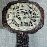 Ruyi-Zepter aus Hartholz mit eingelegten Jadeschnitzereien - photo 3