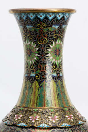 Rotierende Cloisonné-Vase mit Drachendekor - Foto 3