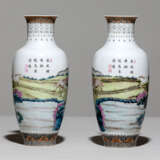 Paar feine 'Famille rose'-Vasen aus Eierschalen-Porzellan - Foto 2