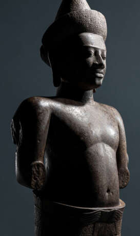 Feine Skulptur des Vishnu aus Sandstein - photo 2
