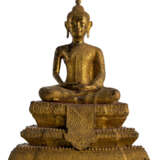 Bronze des Buddha Shakyamuni mit roter, schwarzer und goldfarbener Lackfassung - Foto 1