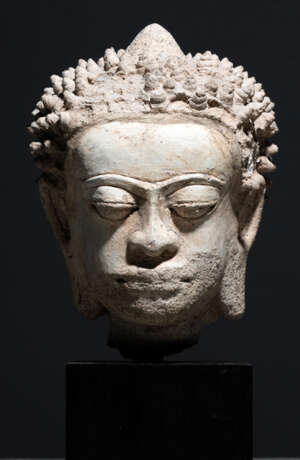 Kopf des Buddha Shakyamuni aus Stuck - Foto 1